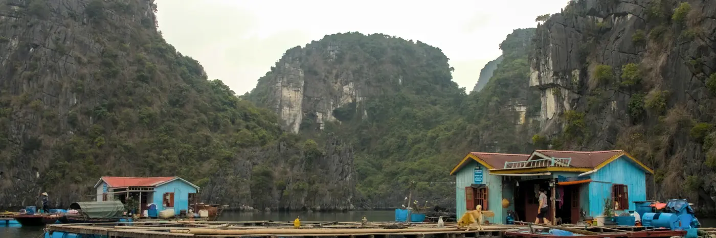 baie de Bai Tu Long, au Vietnam